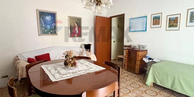 20251222141759-1011845-1