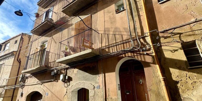 20251222141832-1011845-8