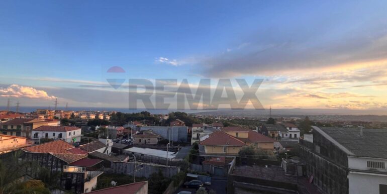 20251222193649-1011605-42