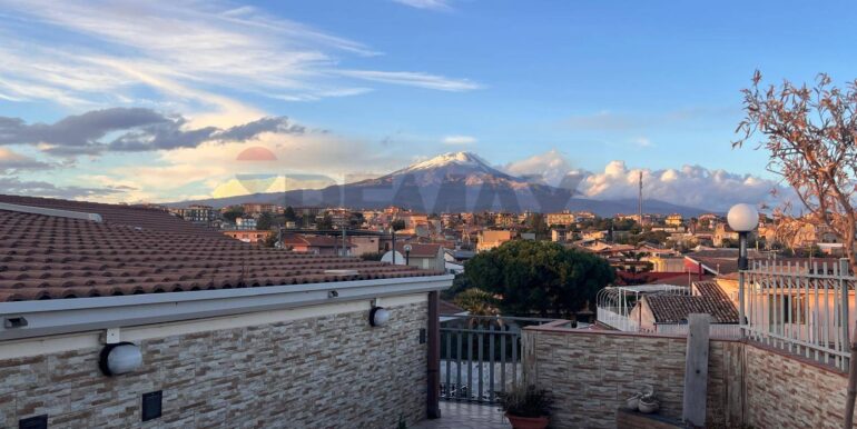 20251222193656-1011605-45