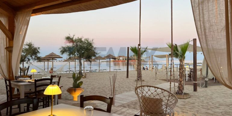 20251223102852-1012141-6