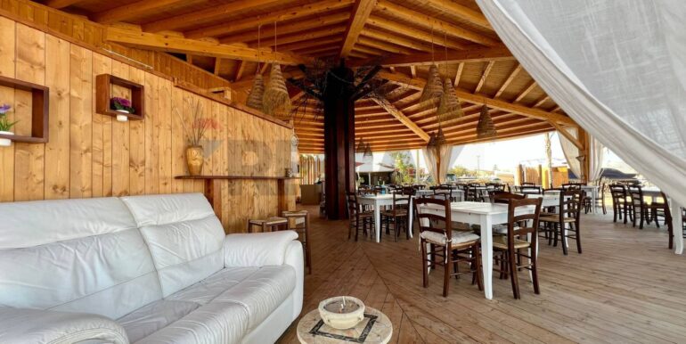 20251223102854-1012141-16