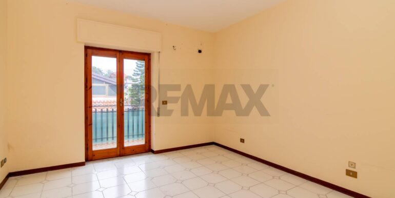 20251223123108-1012162-15