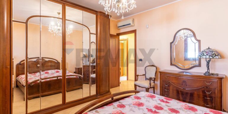 20251223160155-1012188-6