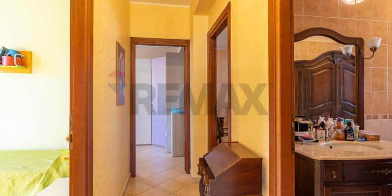 20251223160158-1012188-7