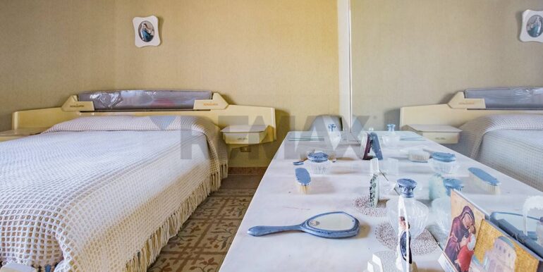 20251223171202-1012326-10