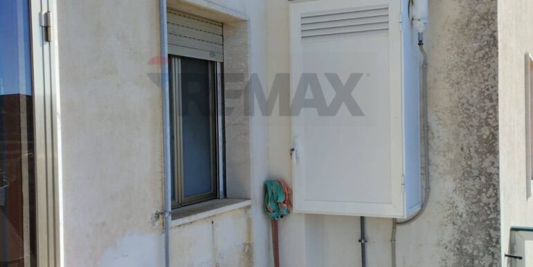 20251223230645-1012438-6