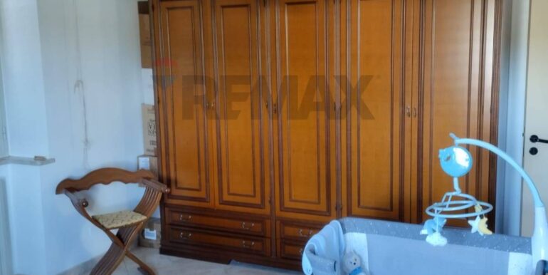 20251223230652-1012438-9