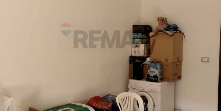 20251223230658-1012438-12