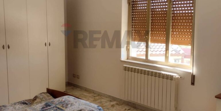 20251223230703-1012438-14