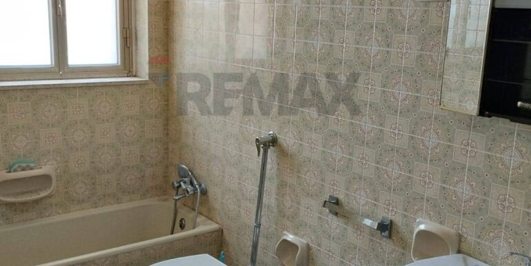 20251223230711-1012438-18