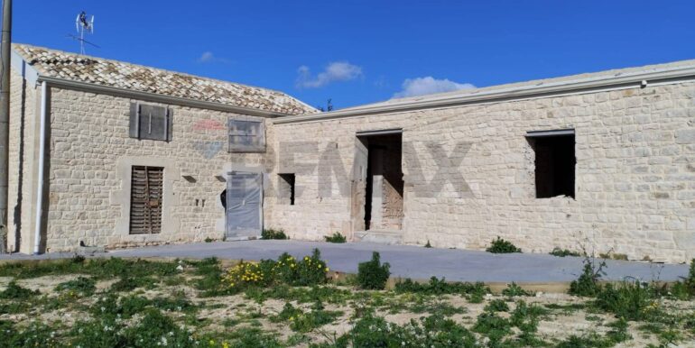 20251224161810-1012475-1