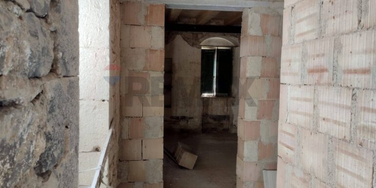 20251224161818-1012475-4