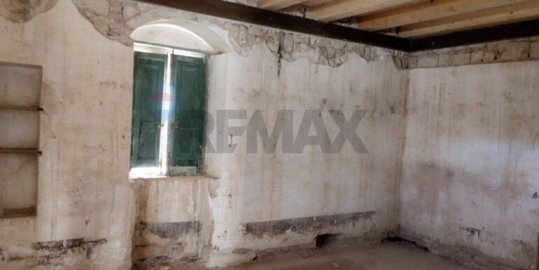 20251224161823-1012475-6