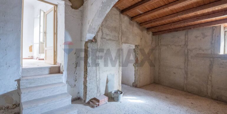 20251229104327-1006549-12