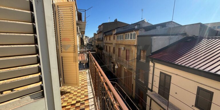 20251229104837-1012609-16