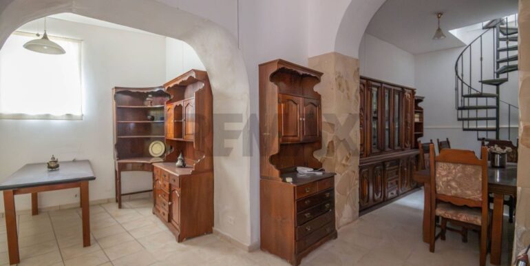 20251229125543-1010313-2