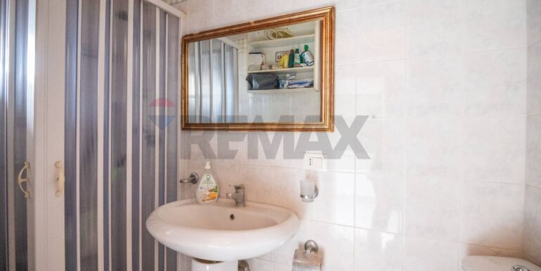 20251229125718-1010313-16