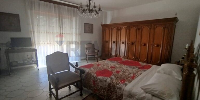 20251229164634-1012680-7