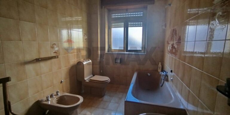 20251229164709-1012680-9