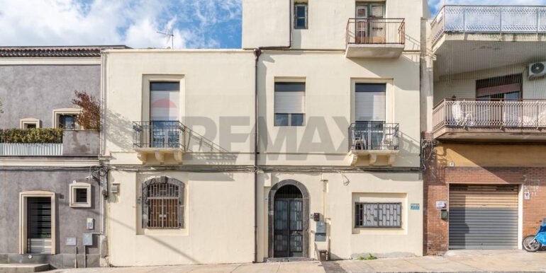 20251229184444-1012715-2