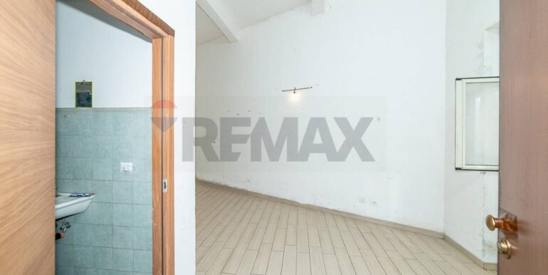 20251229184511-1012715-14