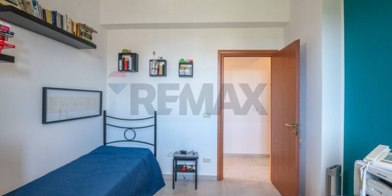 20251229193000-1012727-11