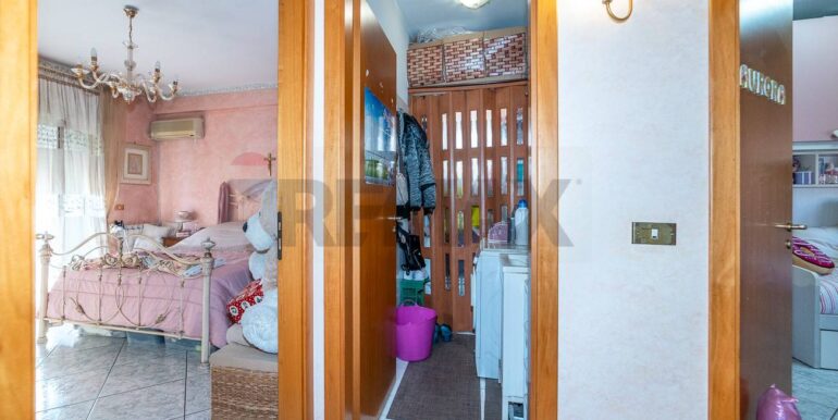 20251229214054-1012468-11