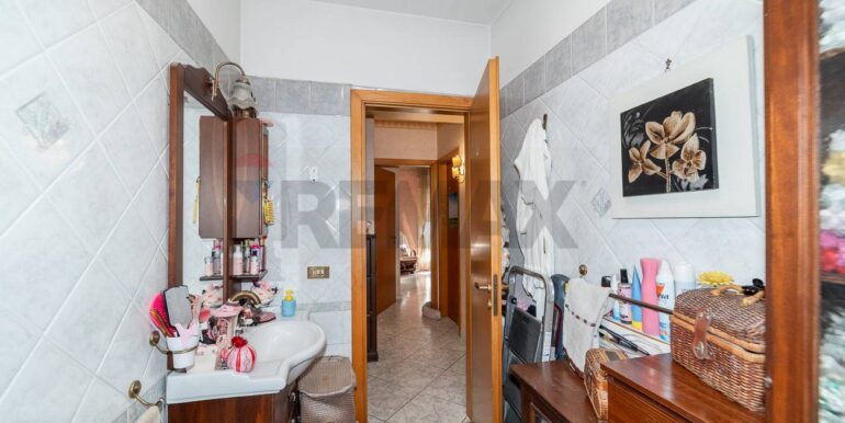 20251229214112-1012468-17