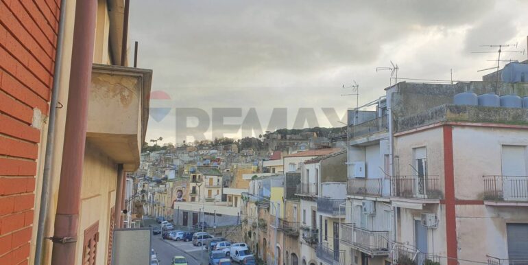 20251230170319-1011496-14