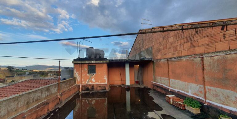 20251230170330-1011496-18