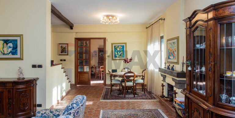 20251231165452-1013206-18