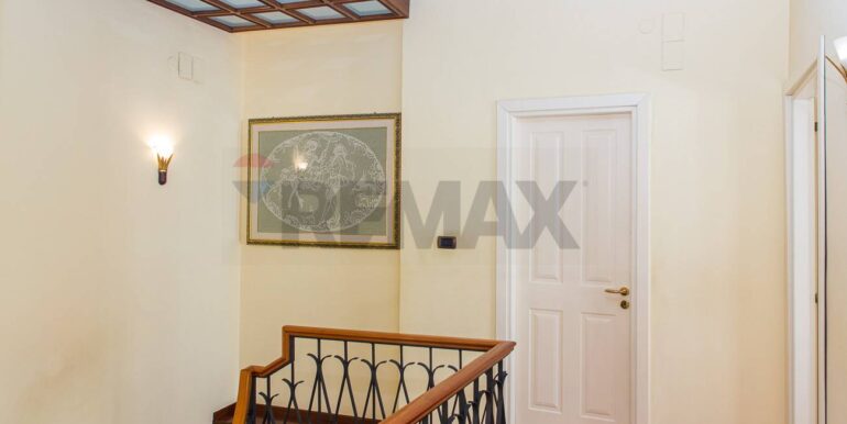 20251231165549-1013206-37