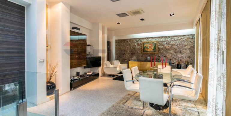 20260105124032-1006562-13