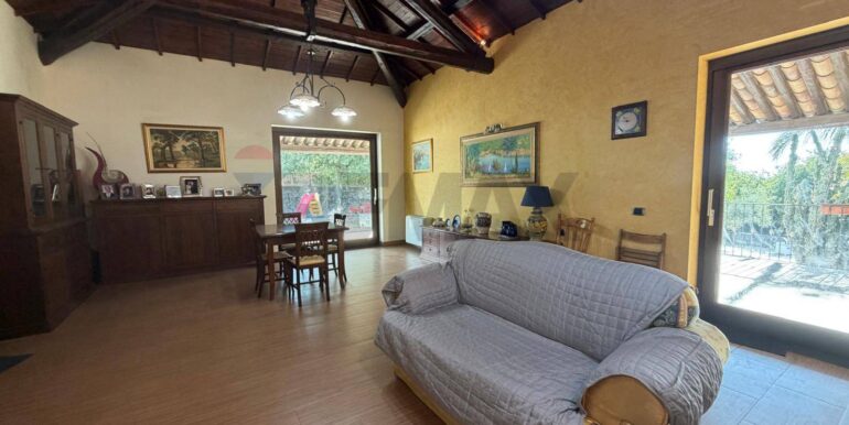 20260109171607-1015840-11