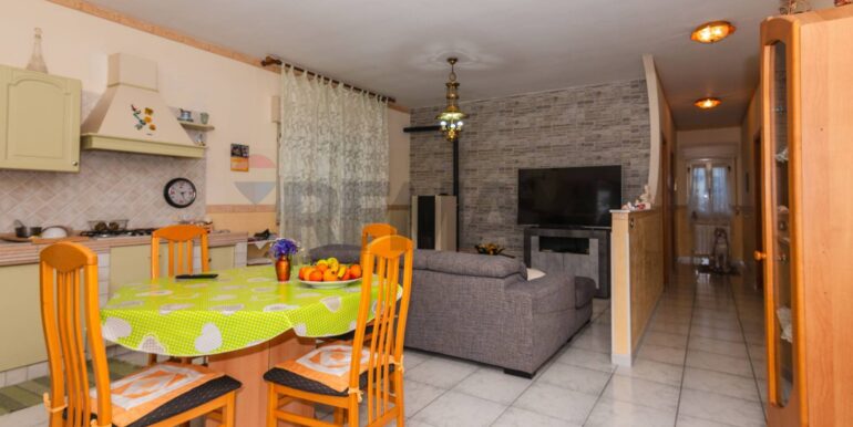 2026011992559-1018278-9