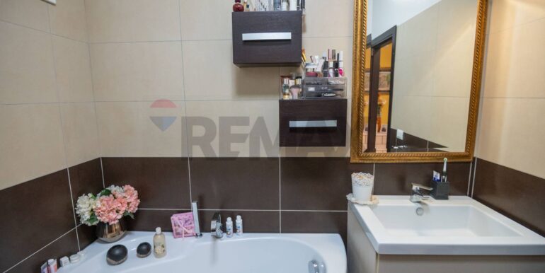 20260123162851-1012325-12