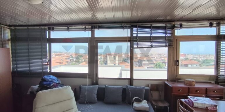 20260127194330-1020138-10