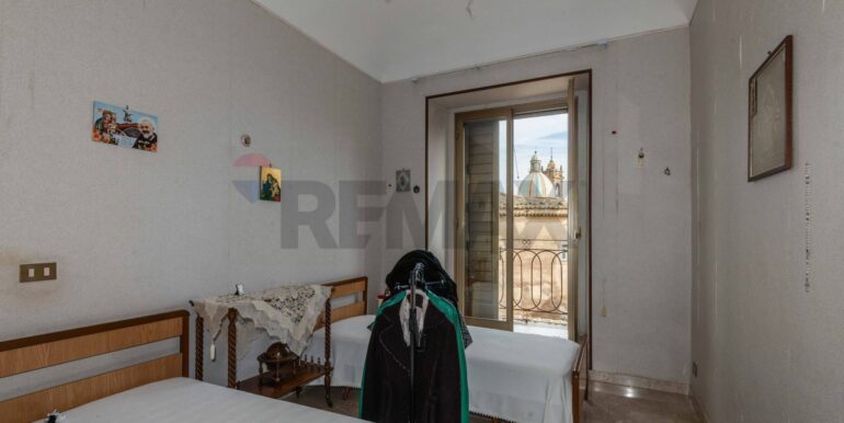 20250209213556-928440-8