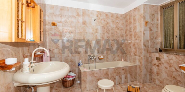 20250209213610-928440-14