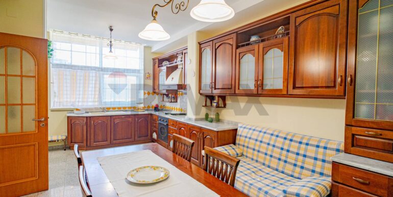 20250210180904-928647-10