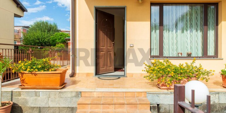 20251007111227-991160-6