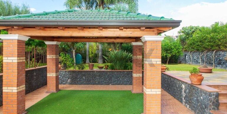 20251007111327-991160-23