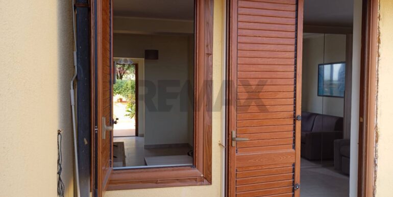 20251011113219-967175-19