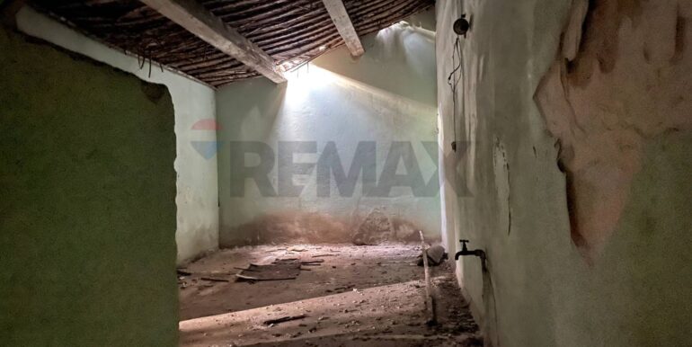 20251013182345-991854-5