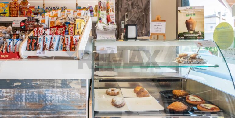 20251112195043-1000283-21