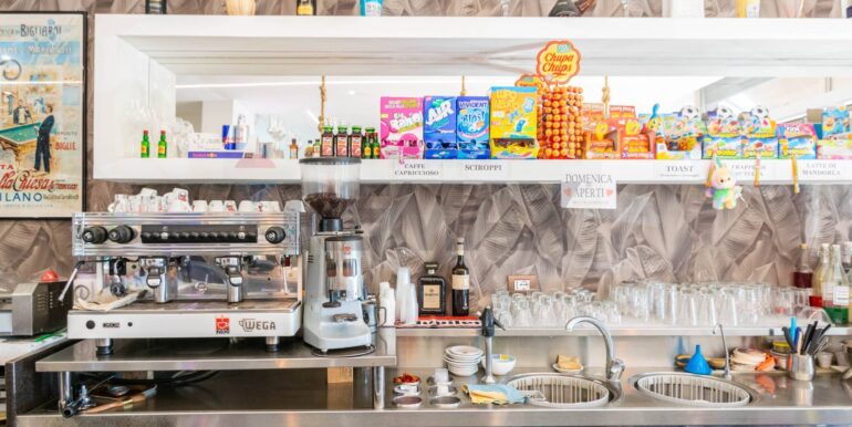 20251112195046-1000283-22