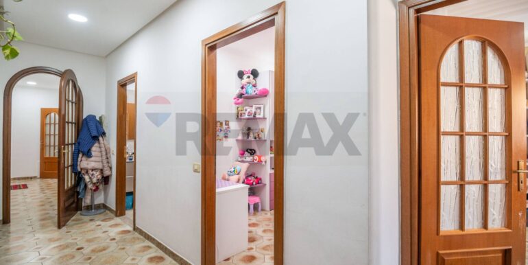 20251125190625-997359-15