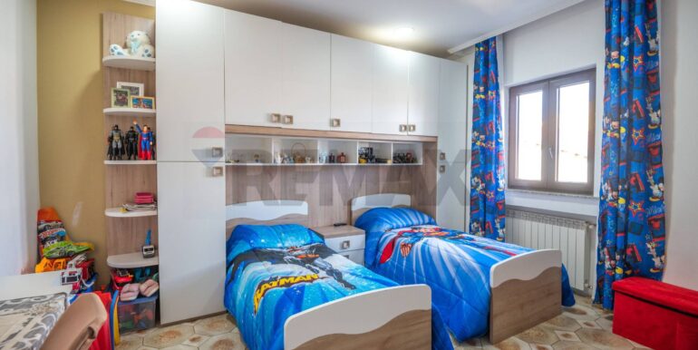 20251125190629-997359-16