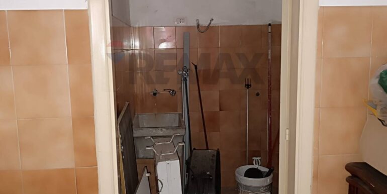 20251204183958-1006485-5